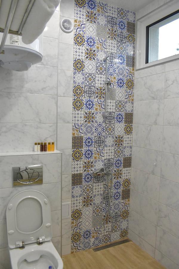 The House - Central Boutique Apartments Κιουστεντίλ Εξωτερικό φωτογραφία