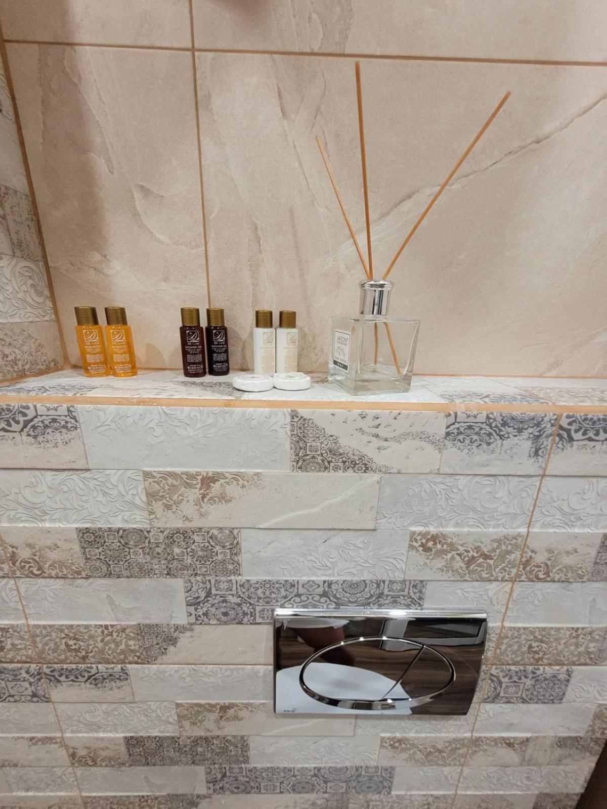 The House - Central Boutique Apartments Κιουστεντίλ Εξωτερικό φωτογραφία